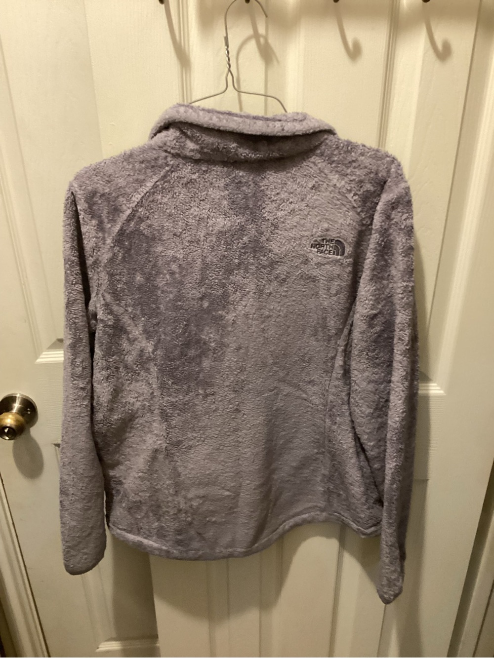 The North Face Women's Plush Teddy Fleece Jacket in Light Lavender - Picture 3 of 5